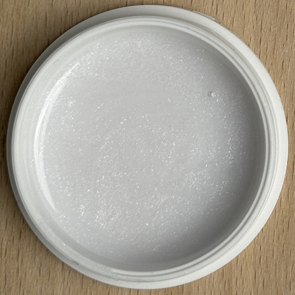 No Filing Cover Off White with Shimmer 40 ml - Image 2